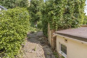 Photo 13- click for photo gallery